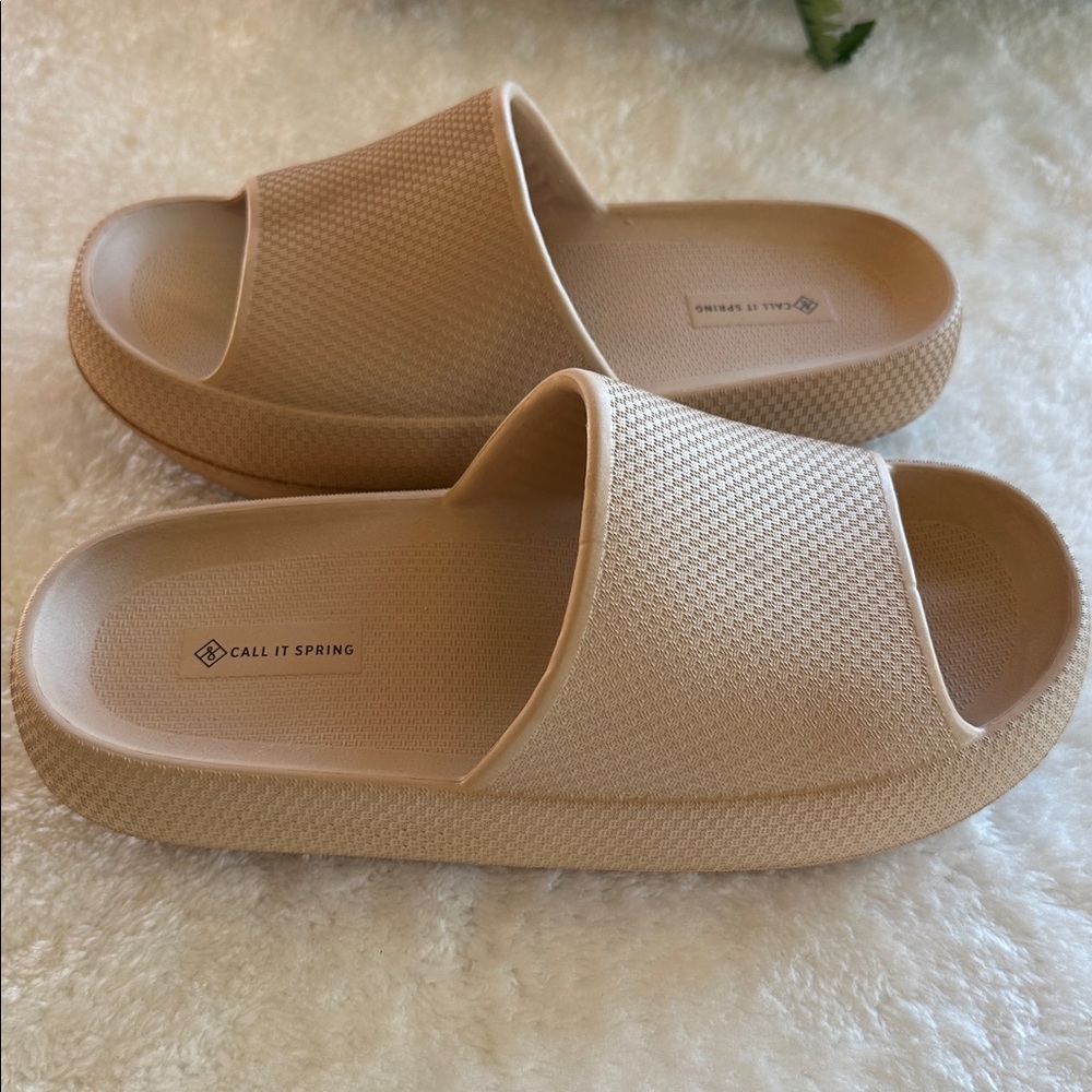 New spring flip flops